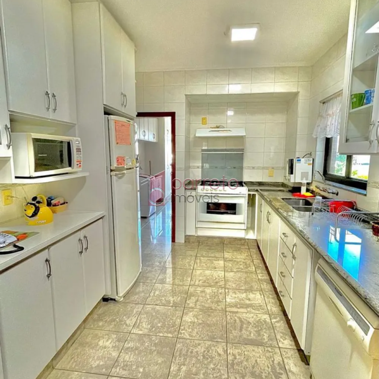 APARTAMENTO À VENDA NO CONDOMÍNIO SERRA DOS CRISTAIS – JUNDIAÍ/SP
