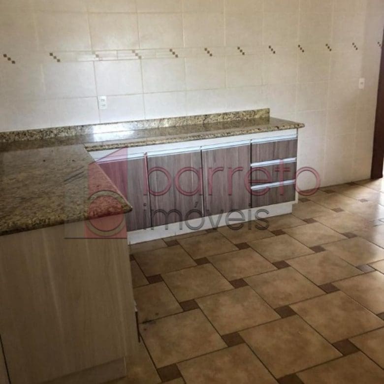 CASA PARA VENDA NO BAIRRO VL NAMBI EM JUNDIAÍ – SP 3 dorms (1 suíte) Sala ampla, cozinh,  3 banheiros e Espaço Gourmet, 1 vaga!