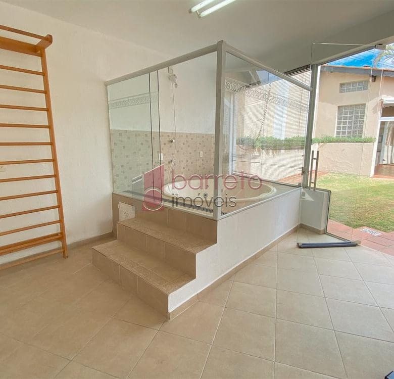 CASA TÉRREA A VENDA NO BAIRRO VILA VIANELO – JUNDIAÍ/SP