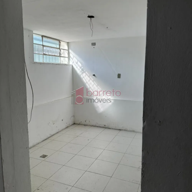 Comercial Salão sem cond em Jundiaí