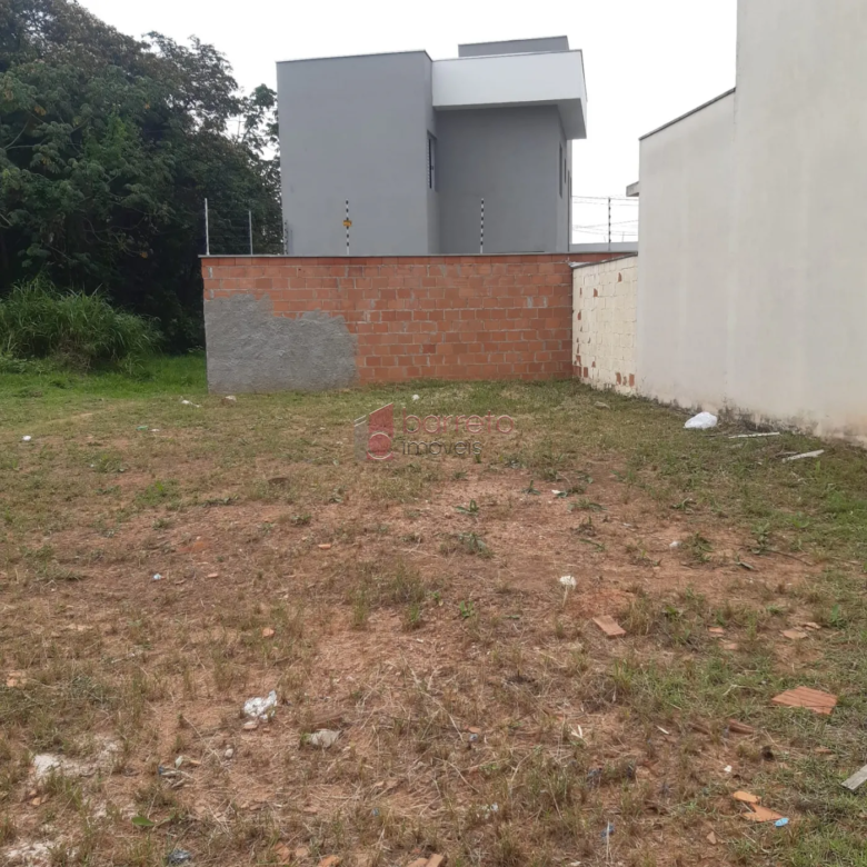 TERRENO À VENDA LOCALIZADO NO BAIRRO RESIDENCIAL SANTA GIOVANA, NA CIDADE DE JUNDIAÍ.