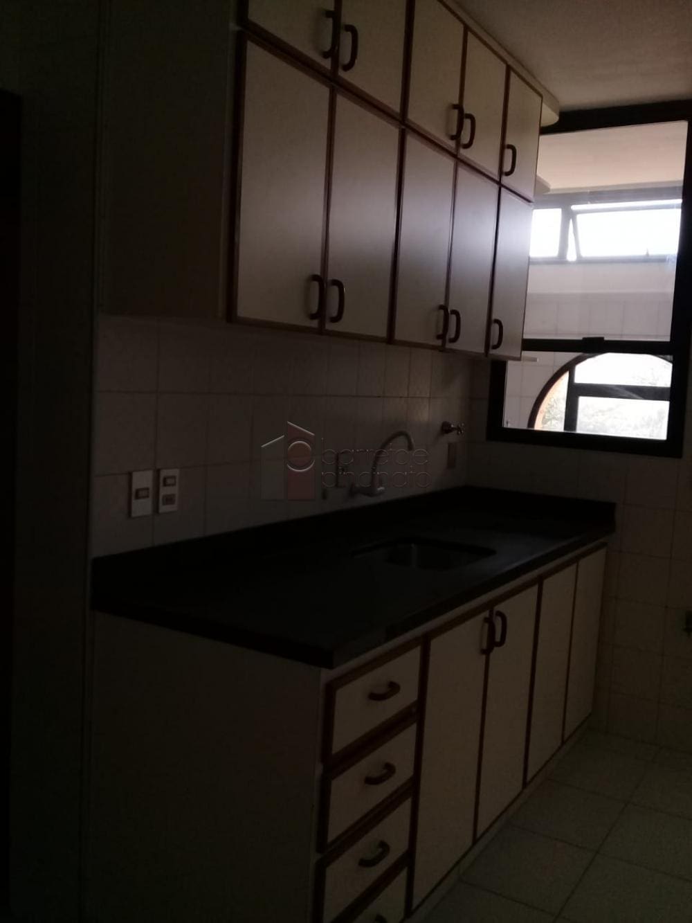 APARTAMENTO À VENDA NO EDIFÍCIO BBC – CENTRO – JUNDIAÍ/SP