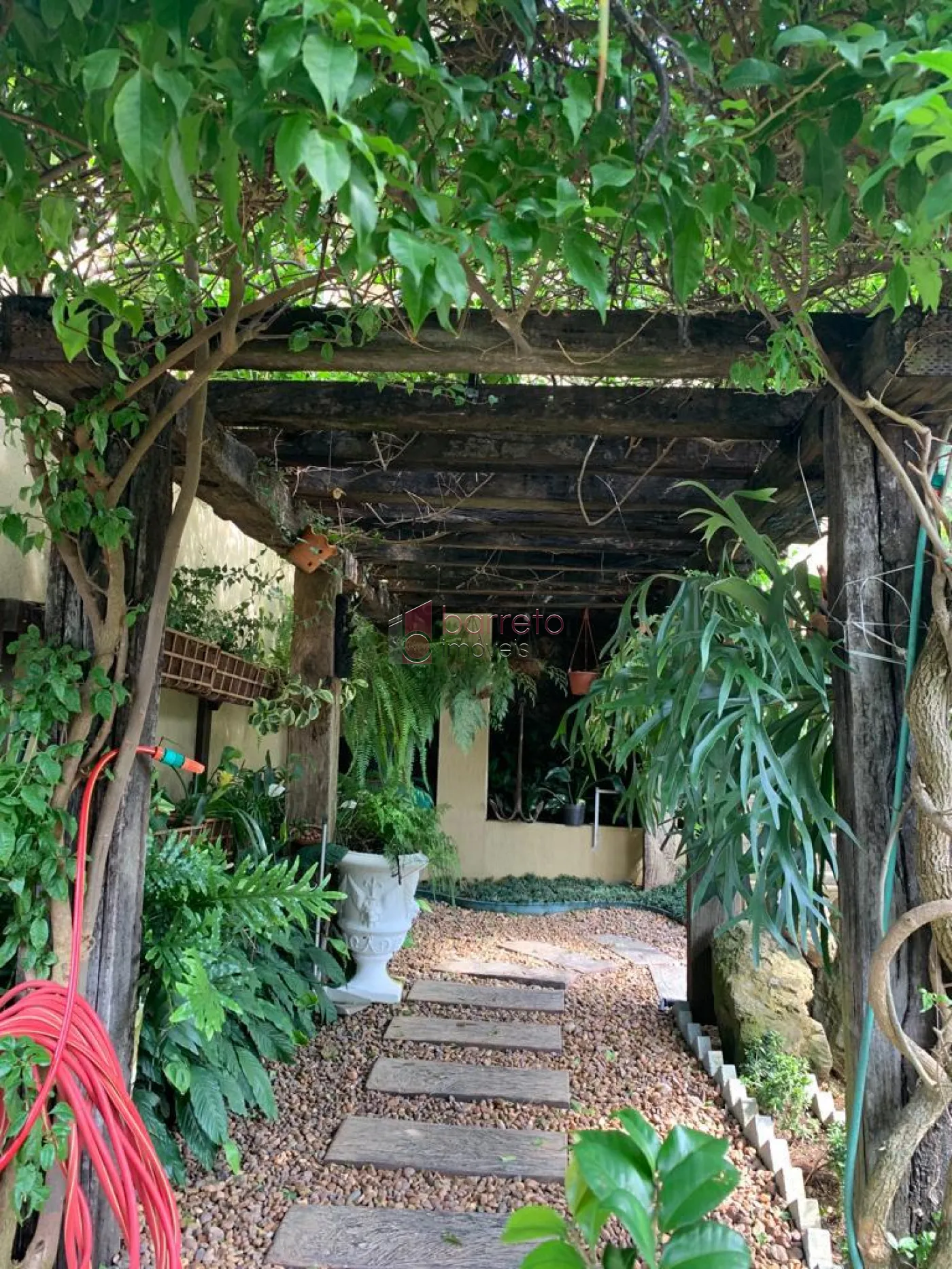 SOBRADO PARA VENDA NO CONDOMÍNIO SERRA DOS CRISTAIS – CAJAMAR/SP