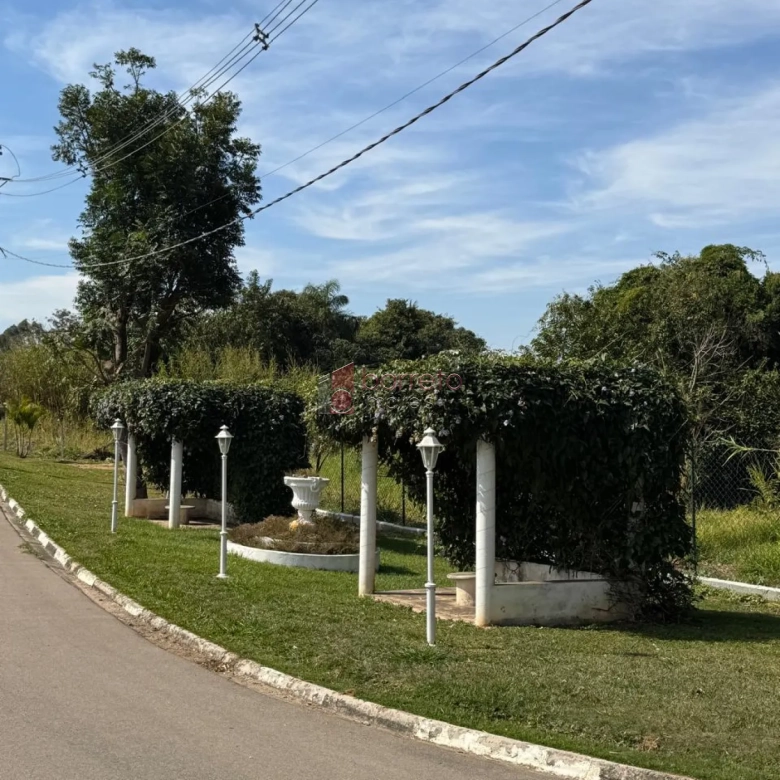 LINDO TERRENO À VENDA NO CONDOMÍNIO SOLAR DOS BANDEIRANTES EM ITUPEVA/SP