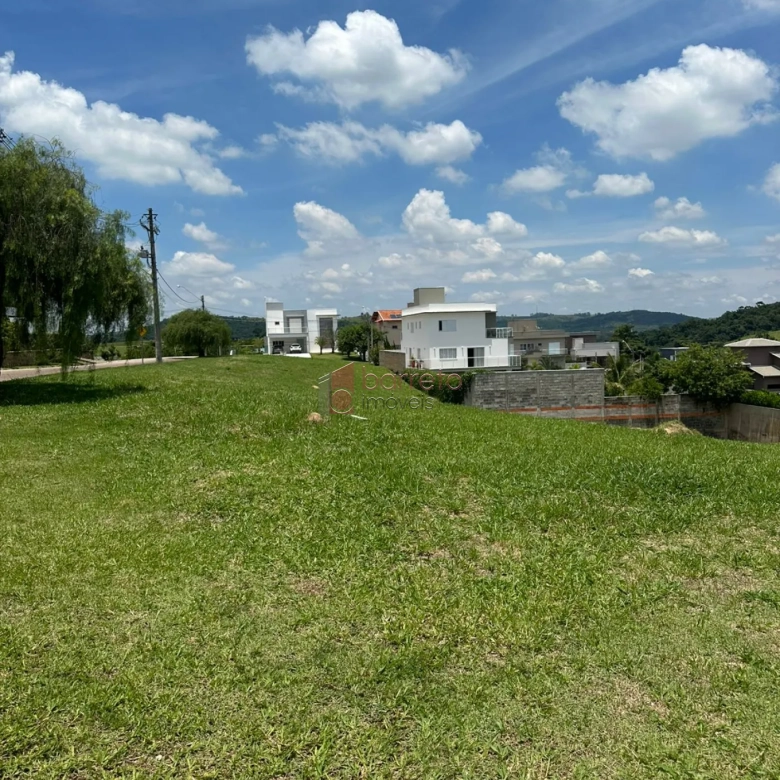 TERRENO AMPLO À VENDA NO CONDOMÍNIO RESIDENCIAL MONTES CLAROS EM ITUPEVA/SP