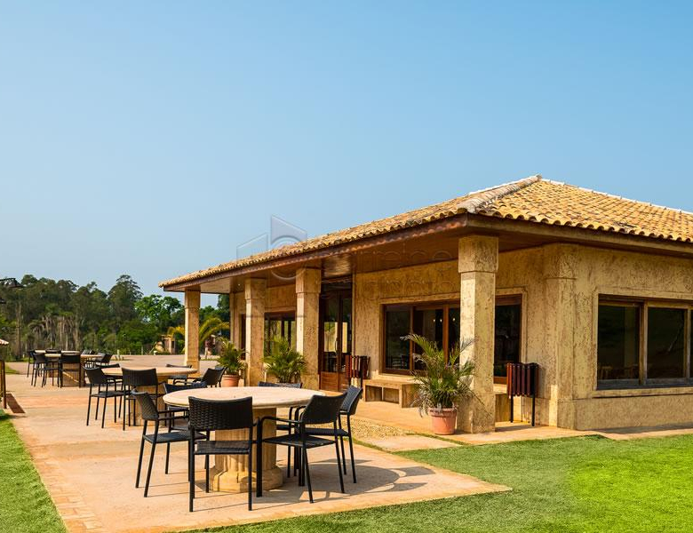 SOBRADO À VENDA COM 03 QUARTOS – CONDOMÍNIO FAZENDA SERRA AZUL 1 – ITUPEVA/SP