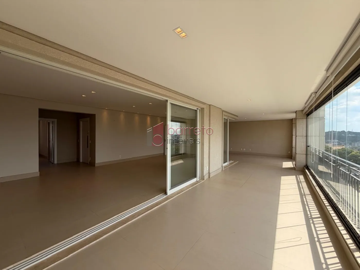 APARTAMENTO ALTO PADRÃO À VENDA NO CONDOMÍNIO LINDENBERG – ANHANGABAÚ – JUNDIAÍ/SP