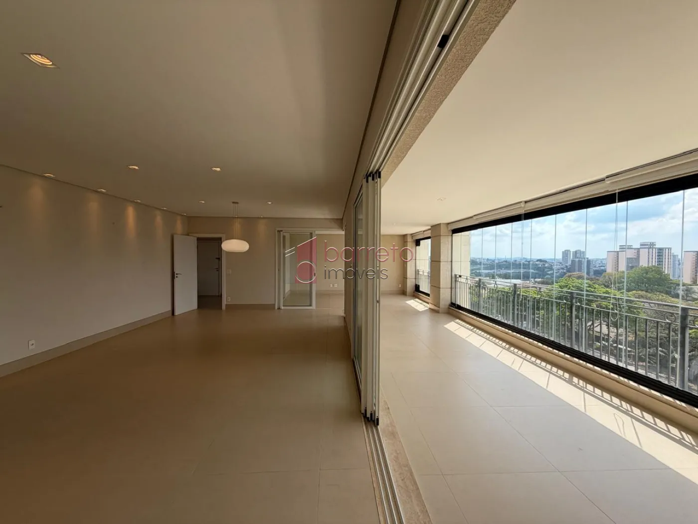 APARTAMENTO ALTO PADRÃO À VENDA NO CONDOMÍNIO LINDENBERG – ANHANGABAÚ – JUNDIAÍ/SP