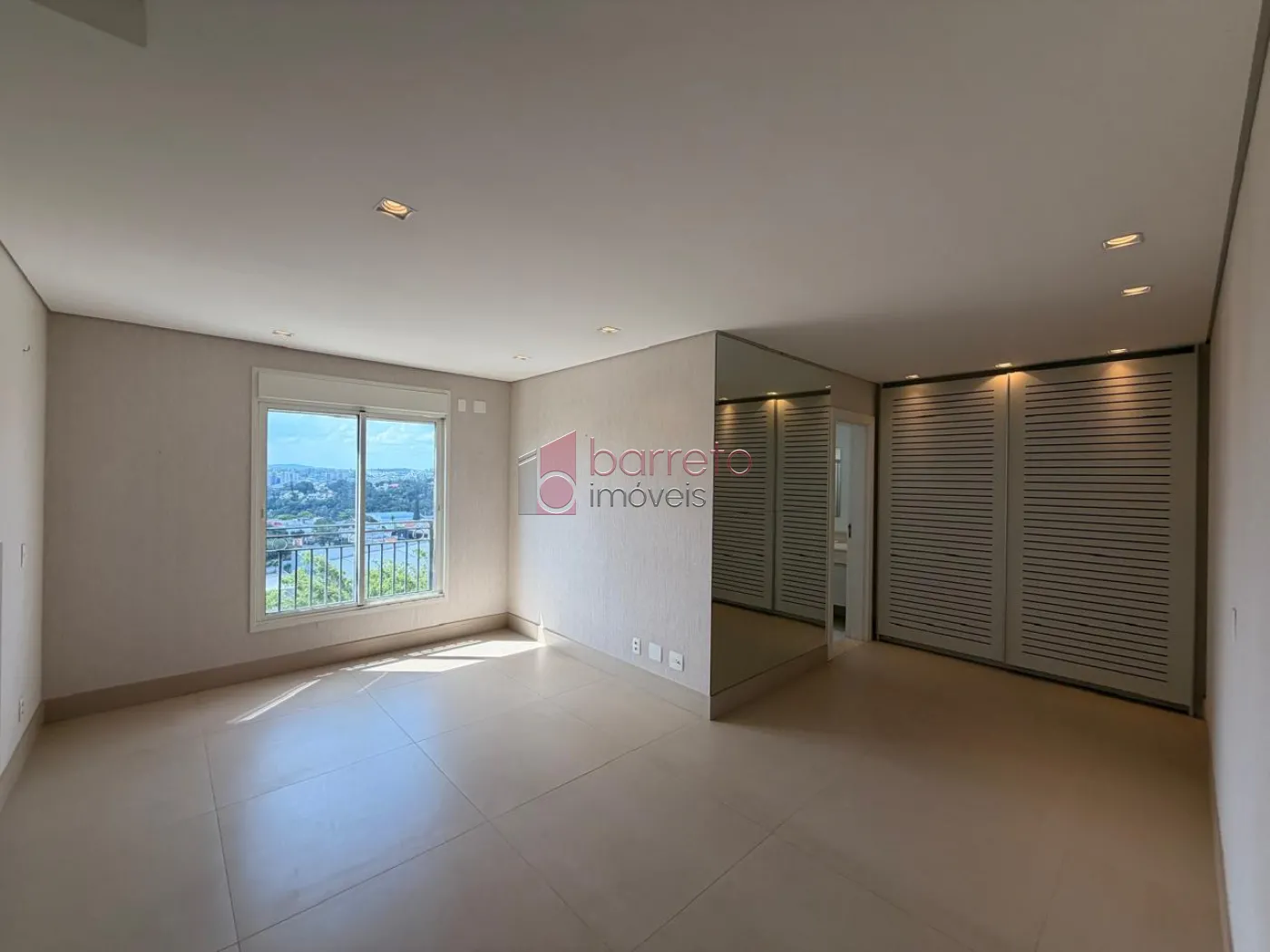 APARTAMENTO ALTO PADRÃO À VENDA NO CONDOMÍNIO LINDENBERG – ANHANGABAÚ – JUNDIAÍ/SP