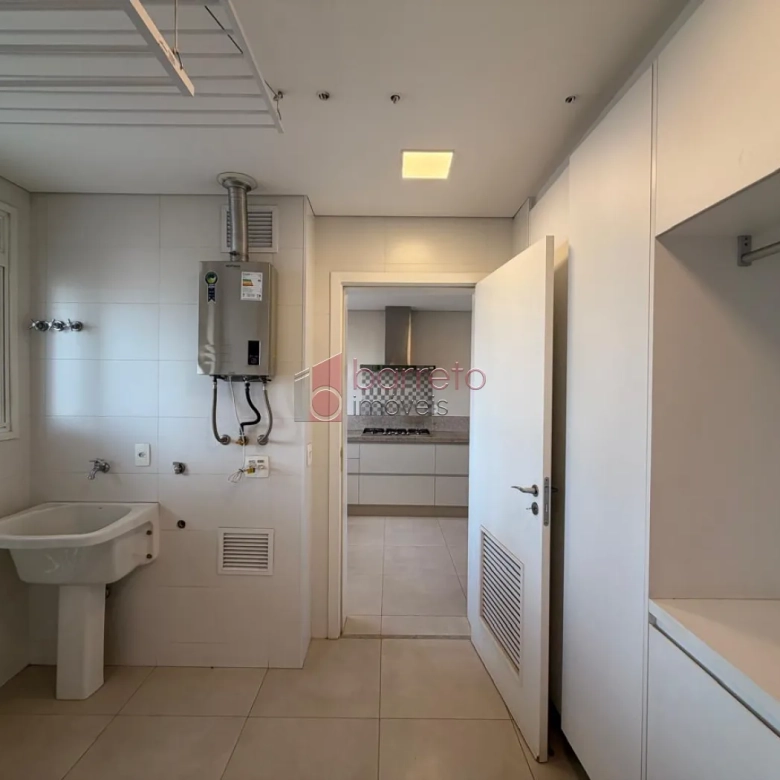 APARTAMENTO ALTO PADRÃO À VENDA NO CONDOMÍNIO LINDENBERG – ANHANGABAÚ – JUNDIAÍ/SP