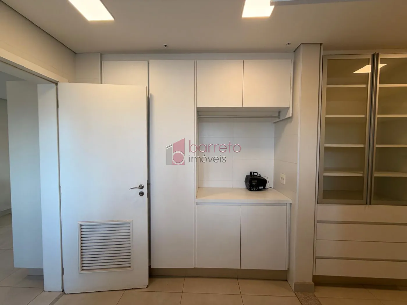 APARTAMENTO ALTO PADRÃO À VENDA NO CONDOMÍNIO LINDENBERG – ANHANGABAÚ – JUNDIAÍ/SP