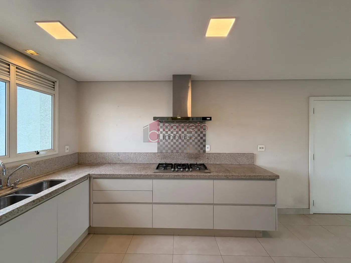 APARTAMENTO ALTO PADRÃO À VENDA NO CONDOMÍNIO LINDENBERG – ANHANGABAÚ – JUNDIAÍ/SP
