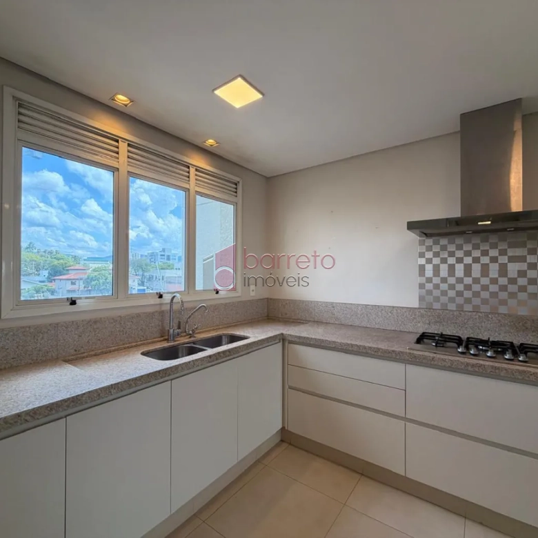 APARTAMENTO ALTO PADRÃO À VENDA NO CONDOMÍNIO LINDENBERG – ANHANGABAÚ – JUNDIAÍ/SP