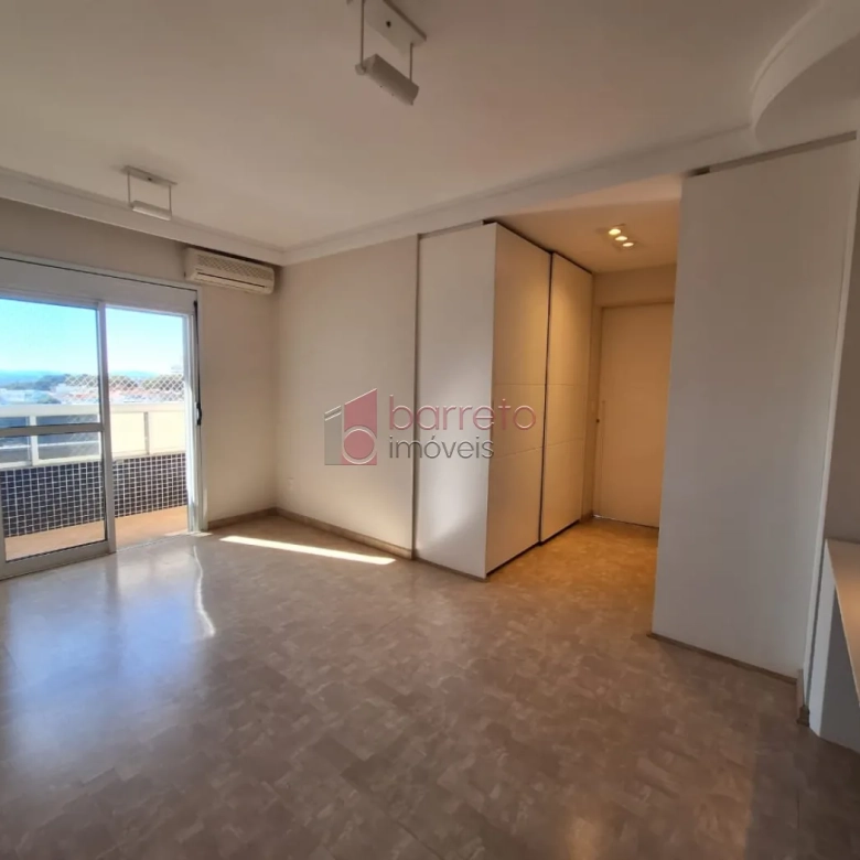 COBERTURA ESTILO DUPLEX PARA VENDA E LOCAÇÃO NO CONDOMÍNIO MAISON CLASSIC – JUNDIAÍ/SP