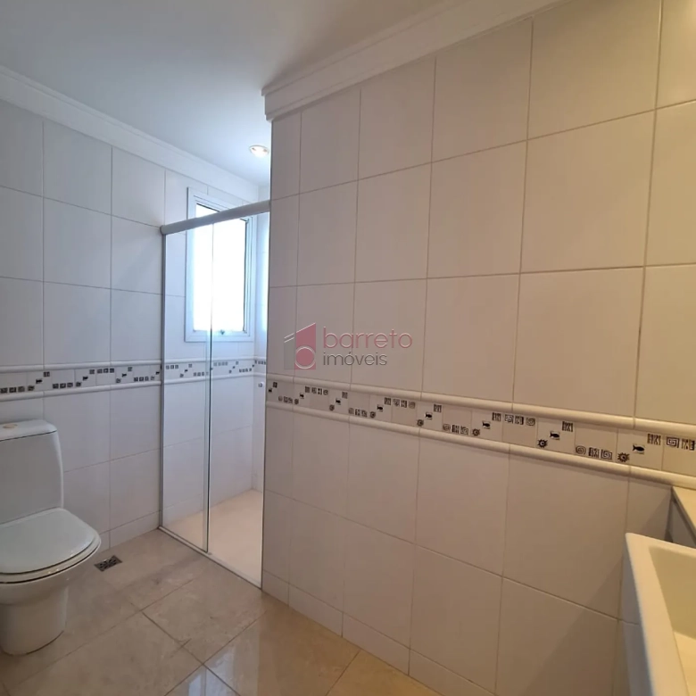 COBERTURA ESTILO DUPLEX PARA VENDA E LOCAÇÃO NO CONDOMÍNIO MAISON CLASSIC – JUNDIAÍ/SP