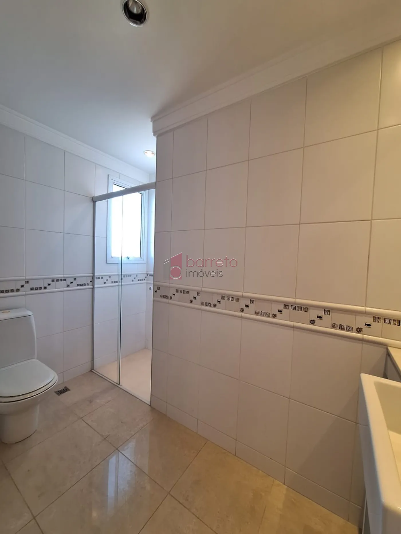 COBERTURA ESTILO DUPLEX PARA VENDA E LOCAÇÃO NO CONDOMÍNIO MAISON CLASSIC – JUNDIAÍ/SP