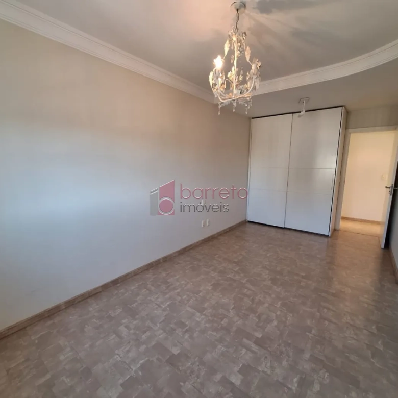 COBERTURA ESTILO DUPLEX PARA VENDA E LOCAÇÃO NO CONDOMÍNIO MAISON CLASSIC – JUNDIAÍ/SP