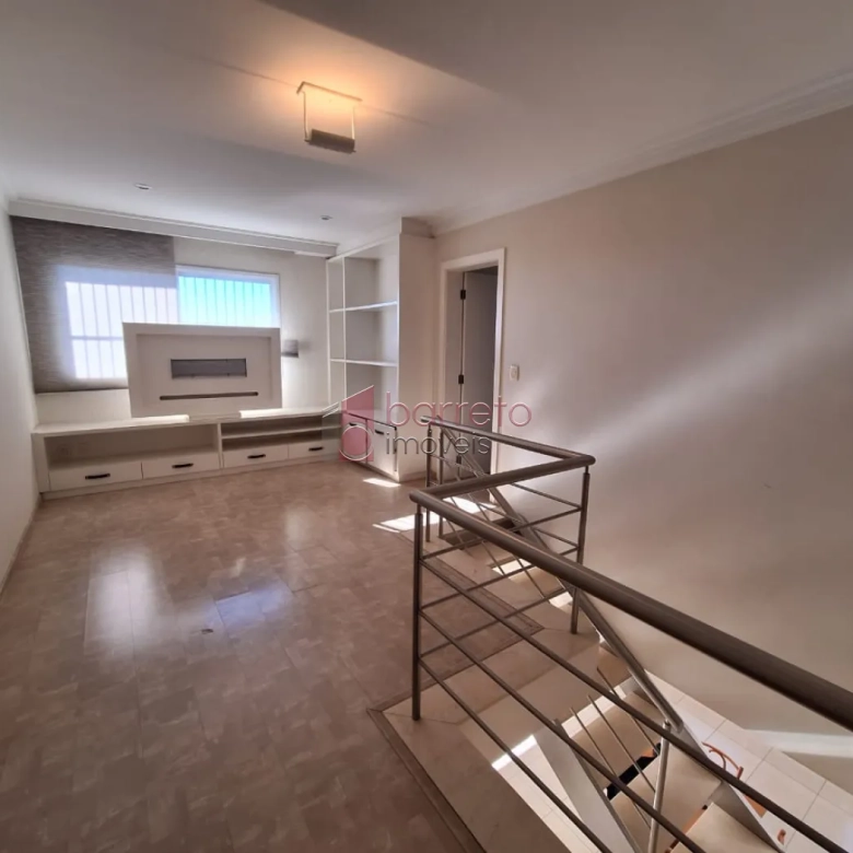 COBERTURA ESTILO DUPLEX PARA VENDA E LOCAÇÃO NO CONDOMÍNIO MAISON CLASSIC – JUNDIAÍ/SP
