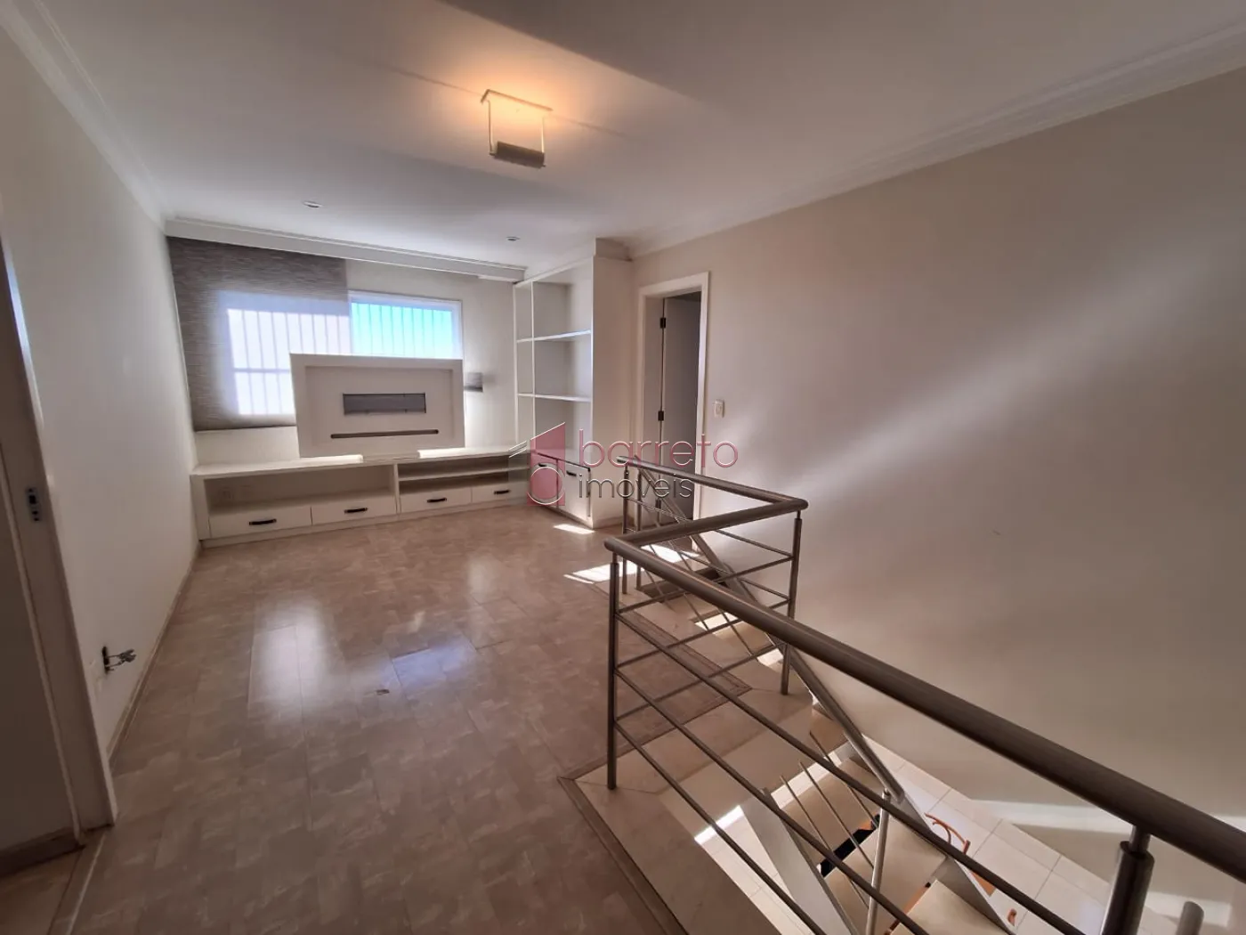 COBERTURA ESTILO DUPLEX PARA VENDA E LOCAÇÃO NO CONDOMÍNIO MAISON CLASSIC – JUNDIAÍ/SP
