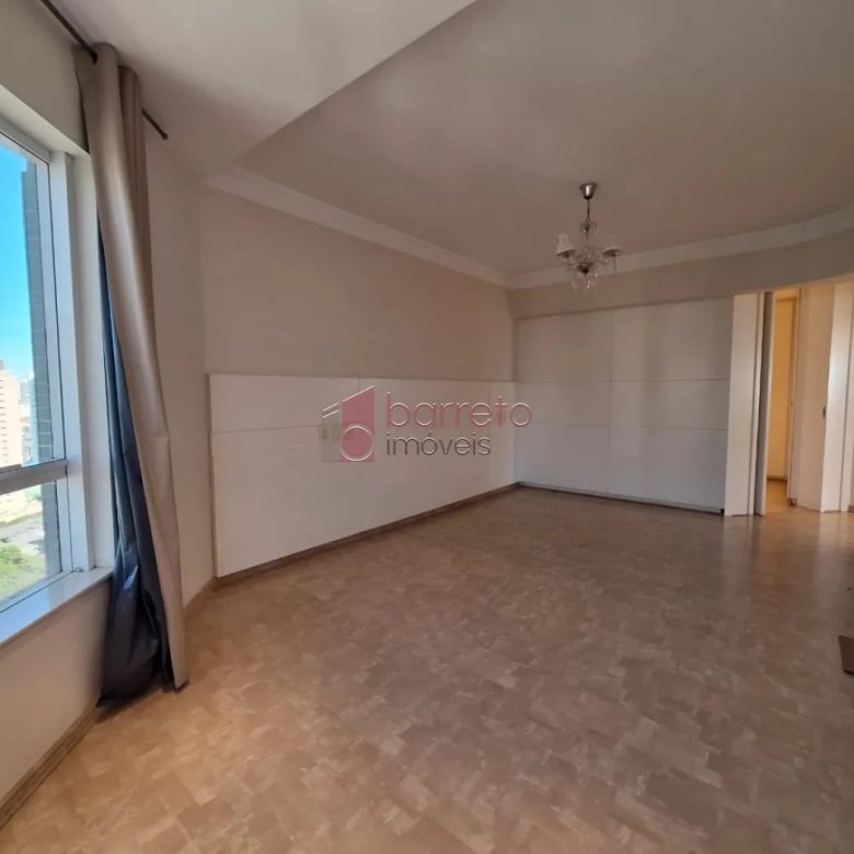 COBERTURA ESTILO DUPLEX PARA VENDA E LOCAÇÃO NO CONDOMÍNIO MAISON CLASSIC – JUNDIAÍ/SP