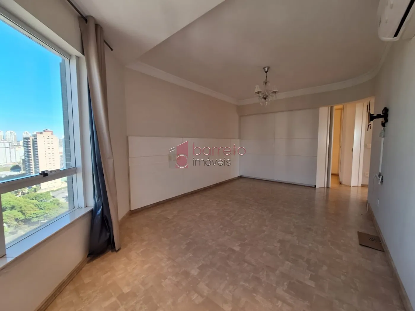 COBERTURA ESTILO DUPLEX PARA VENDA E LOCAÇÃO NO CONDOMÍNIO MAISON CLASSIC – JUNDIAÍ/SP