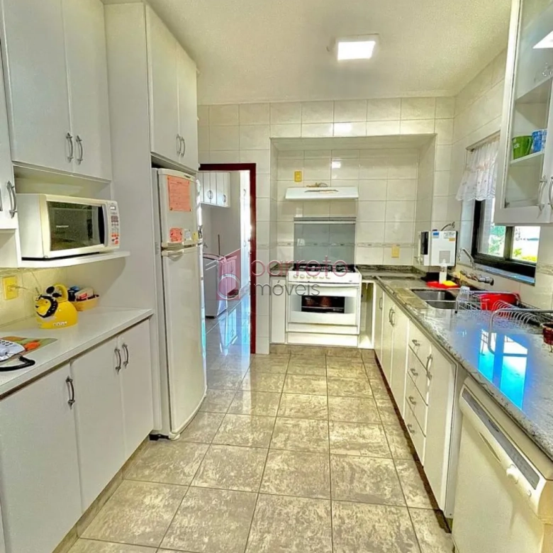 APARTAMENTO À VENDA NO CONDOMÍNIO SERRA DOS CRISTAIS – JUNDIAÍ/SP