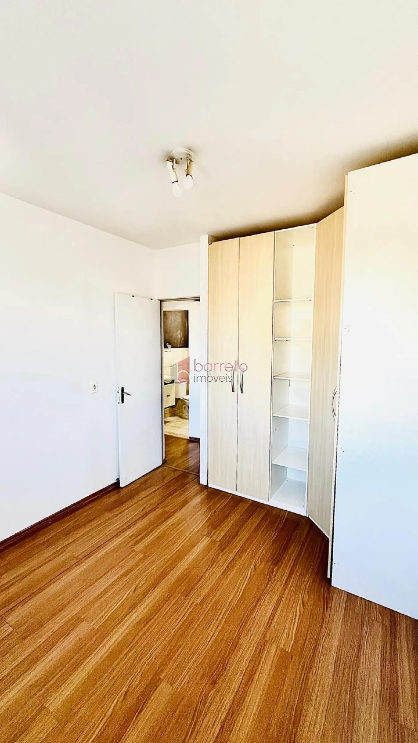 APARTAMENTO PARA LOCAÇÃO E VENDA NO CONDOMÍNIO NOVE DE JULHO II – JUNDIAÍ/SP