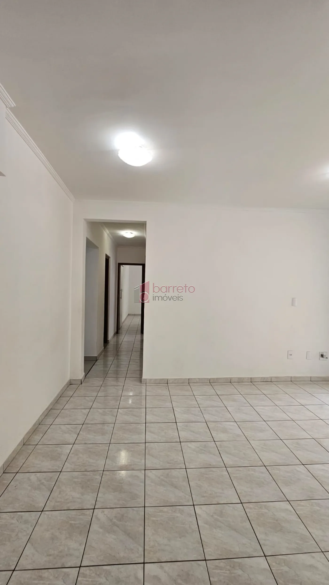 APARTAMENTO À VENDA NO EDIFÍCIO BRASIL – JUNDIAÍ/SP
