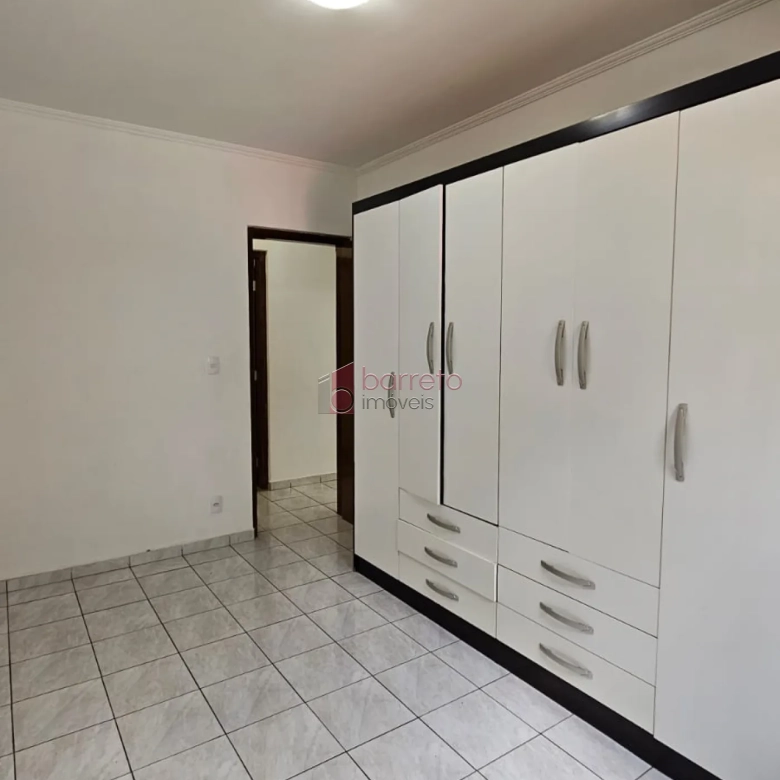 APARTAMENTO À VENDA NO EDIFÍCIO BRASIL – JUNDIAÍ/SP
