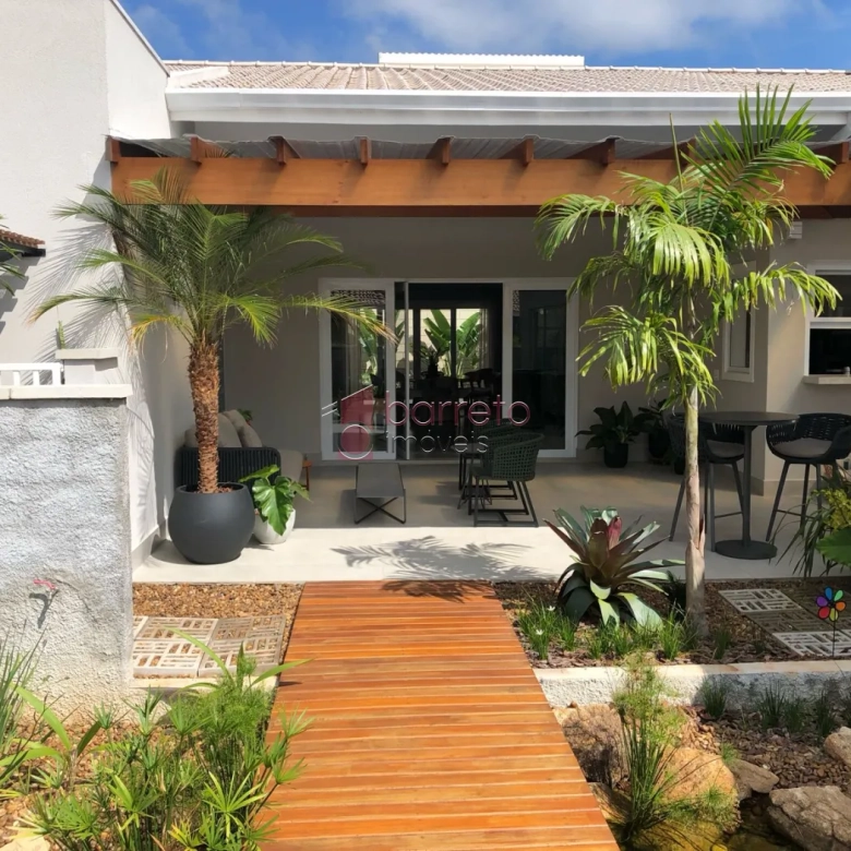 CASA PARA VENDA NO CONDOMÍNIO TERRAS DE SÃO CARLOS – JUNDIAÍ/SP