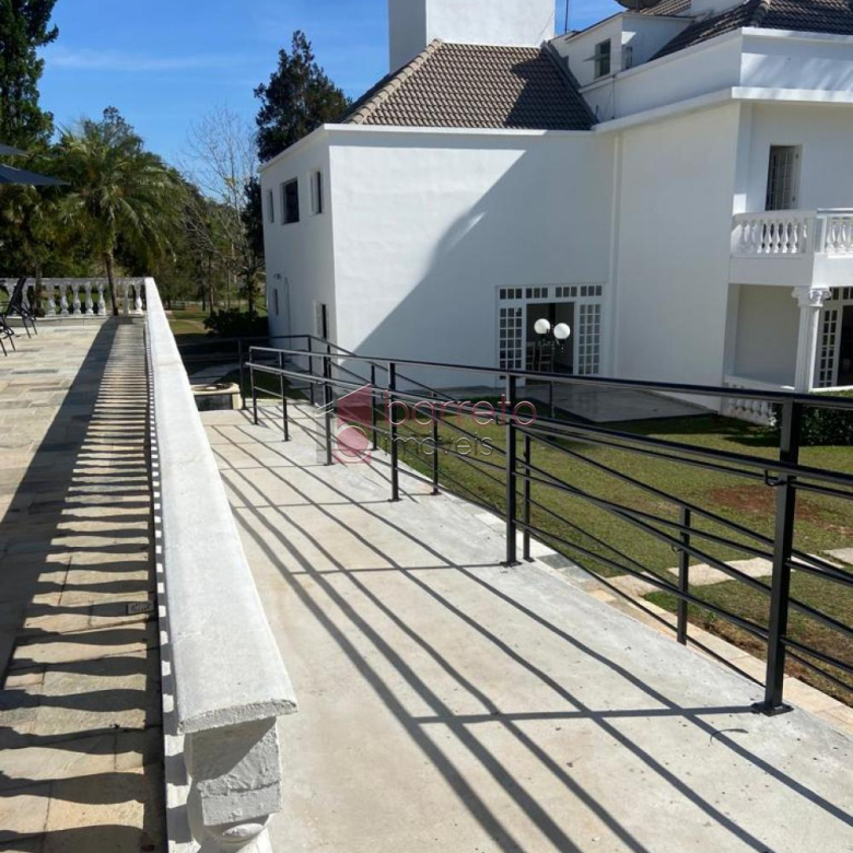 CASA DE ALTO PADRÃO À VENDA NO CONDOMÍNIO FAZENDA CAMPO VERDE – JUNDIAÍ/SP