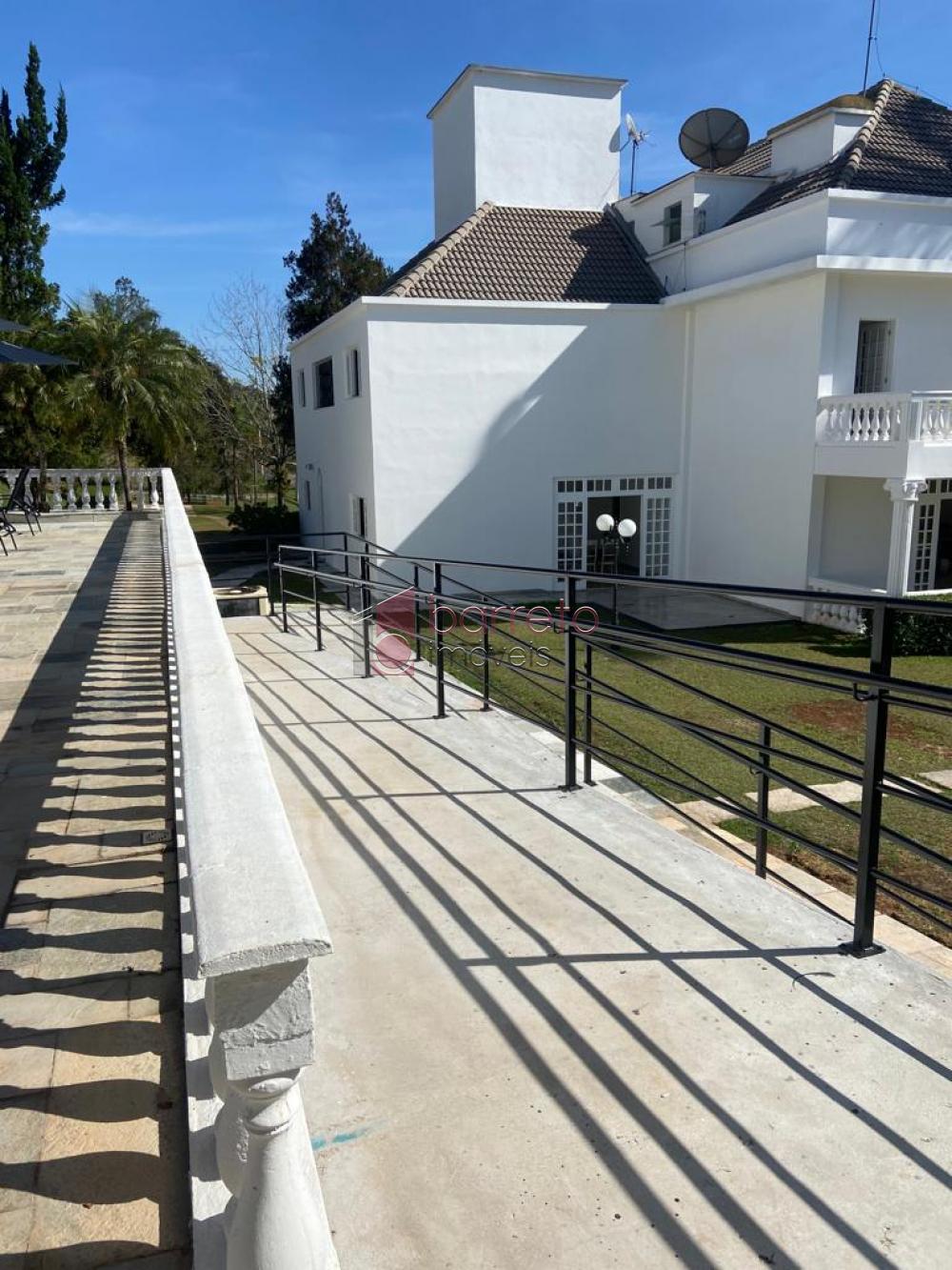 CASA DE ALTO PADRÃO À VENDA NO CONDOMÍNIO FAZENDA CAMPO VERDE – JUNDIAÍ/SP