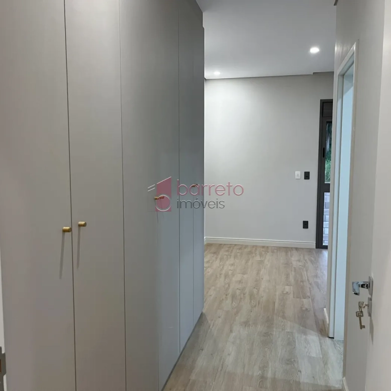 SOBRADO MOBILIADO PARA VENDA E LOCAÇÃO NO CONDOMÍNIO BRISAS DA MATA – JUNDIAÍ/SP