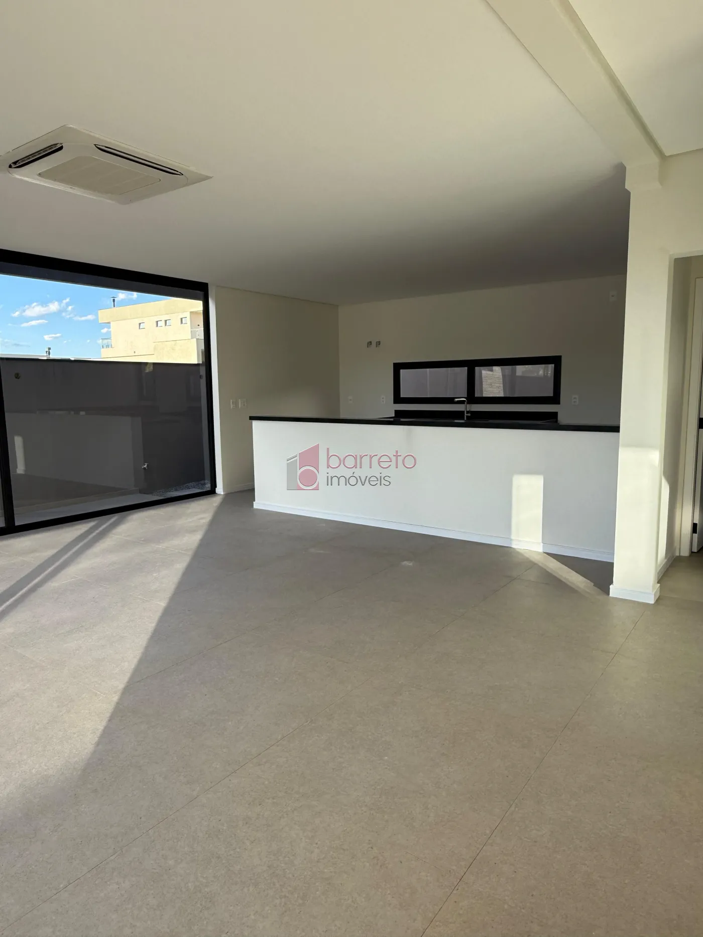 BELÍSSIMA CASA À VENDA NO CONDOMÍNIO BRISAS JUNDIAÍ – JARDIM DAS SAMAMBAIAS
