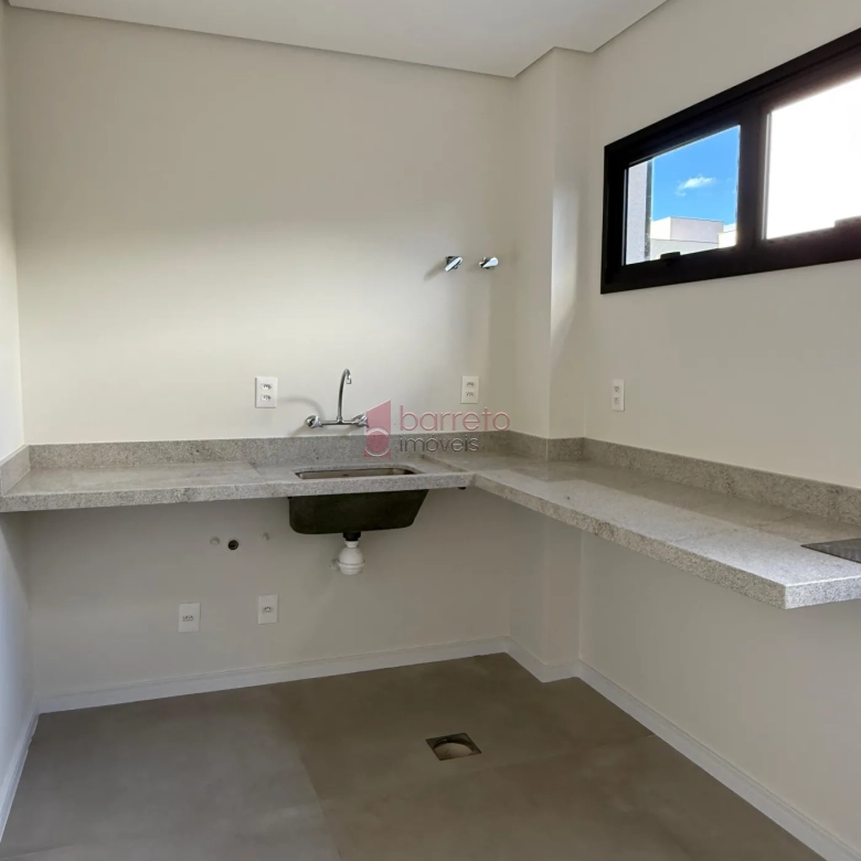 BELÍSSIMA CASA À VENDA NO CONDOMÍNIO BRISAS JUNDIAÍ – JARDIM DAS SAMAMBAIAS