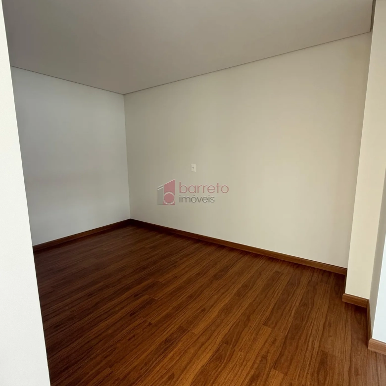 BELÍSSIMA CASA À VENDA NO CONDOMÍNIO BRISAS JUNDIAÍ – JARDIM DAS SAMAMBAIAS
