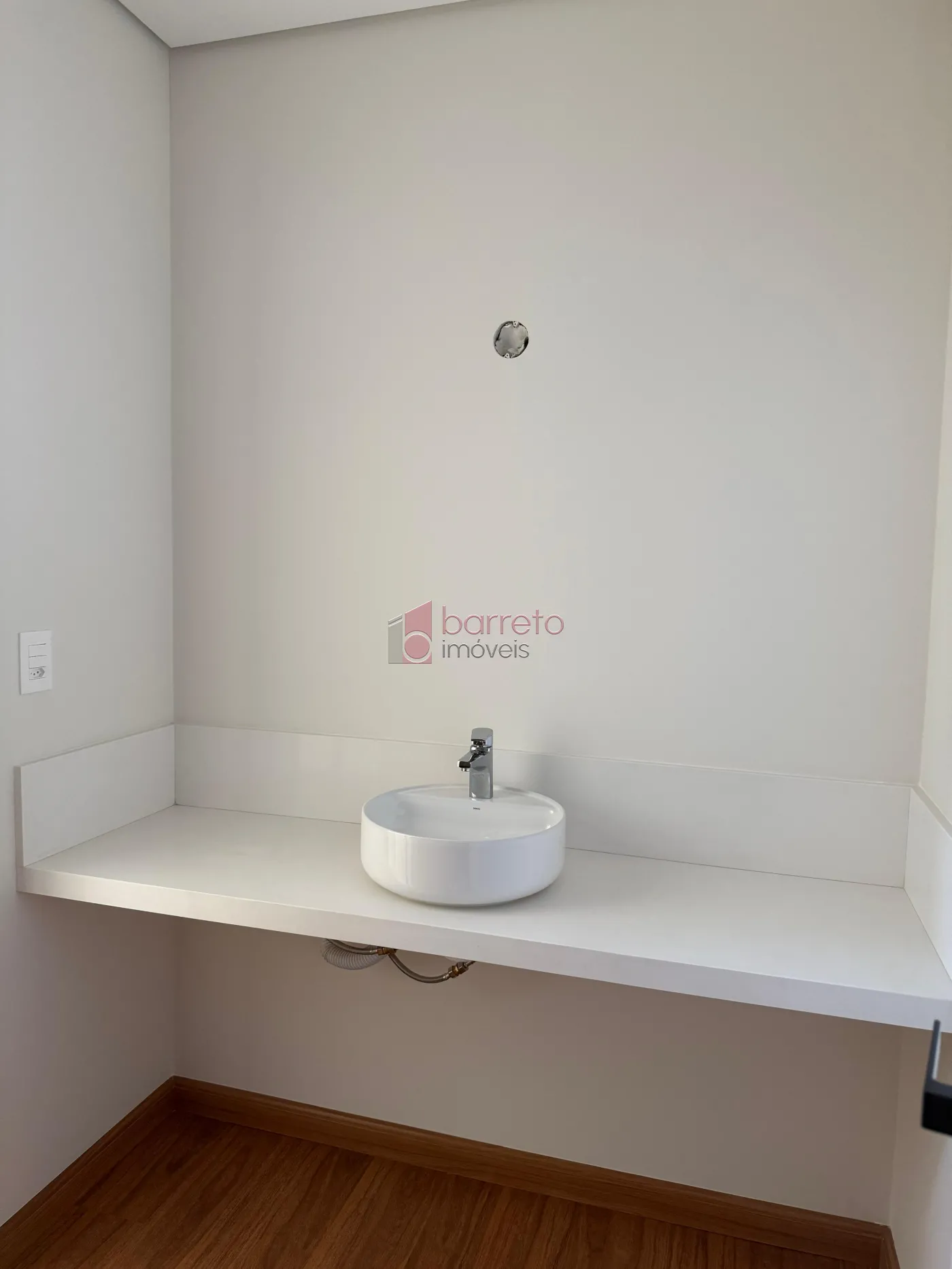 BELÍSSIMA CASA À VENDA NO CONDOMÍNIO BRISAS JUNDIAÍ – JARDIM DAS SAMAMBAIAS