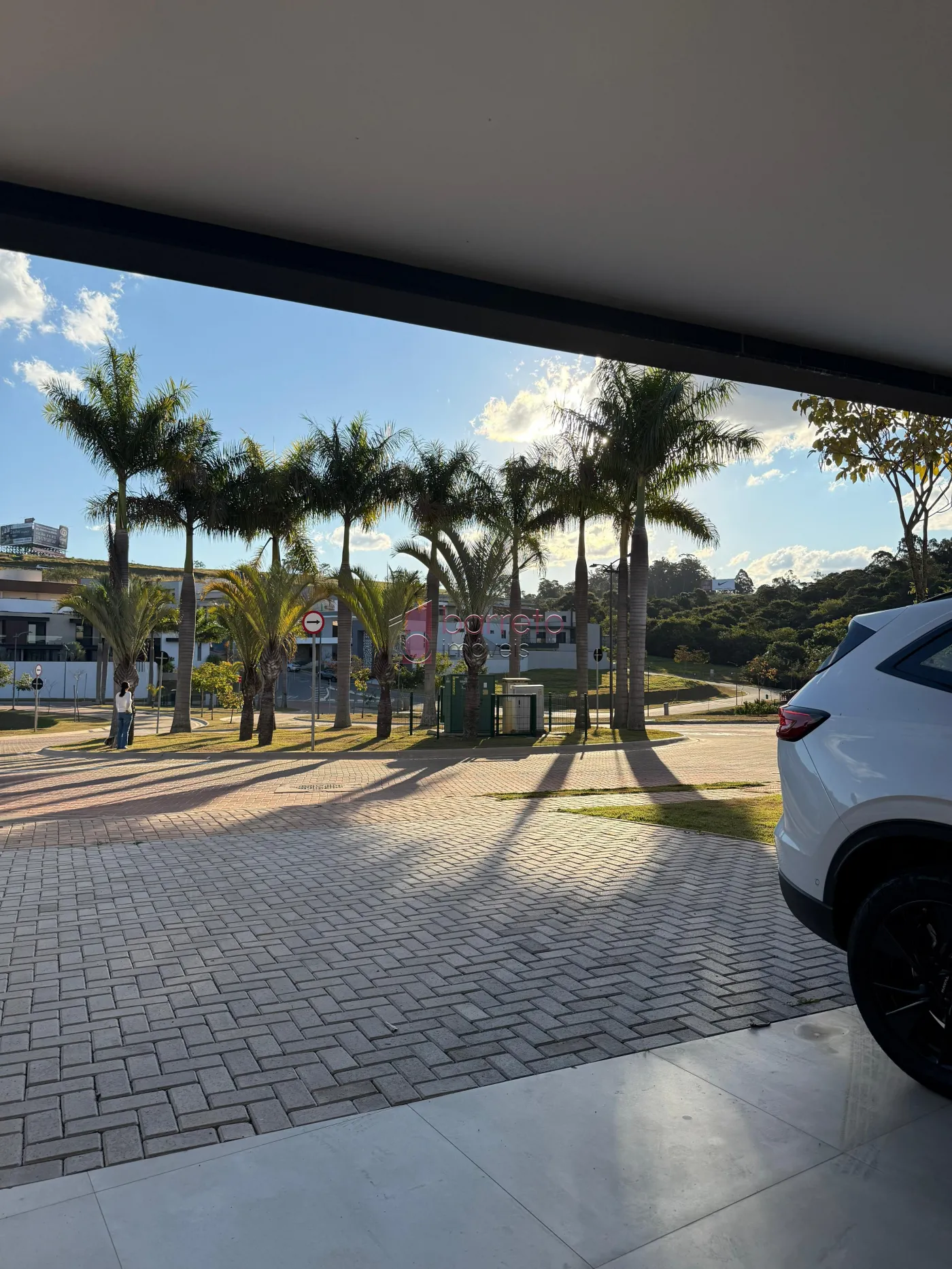 BELÍSSIMA CASA À VENDA NO CONDOMÍNIO BRISAS JUNDIAÍ – JARDIM DAS SAMAMBAIAS