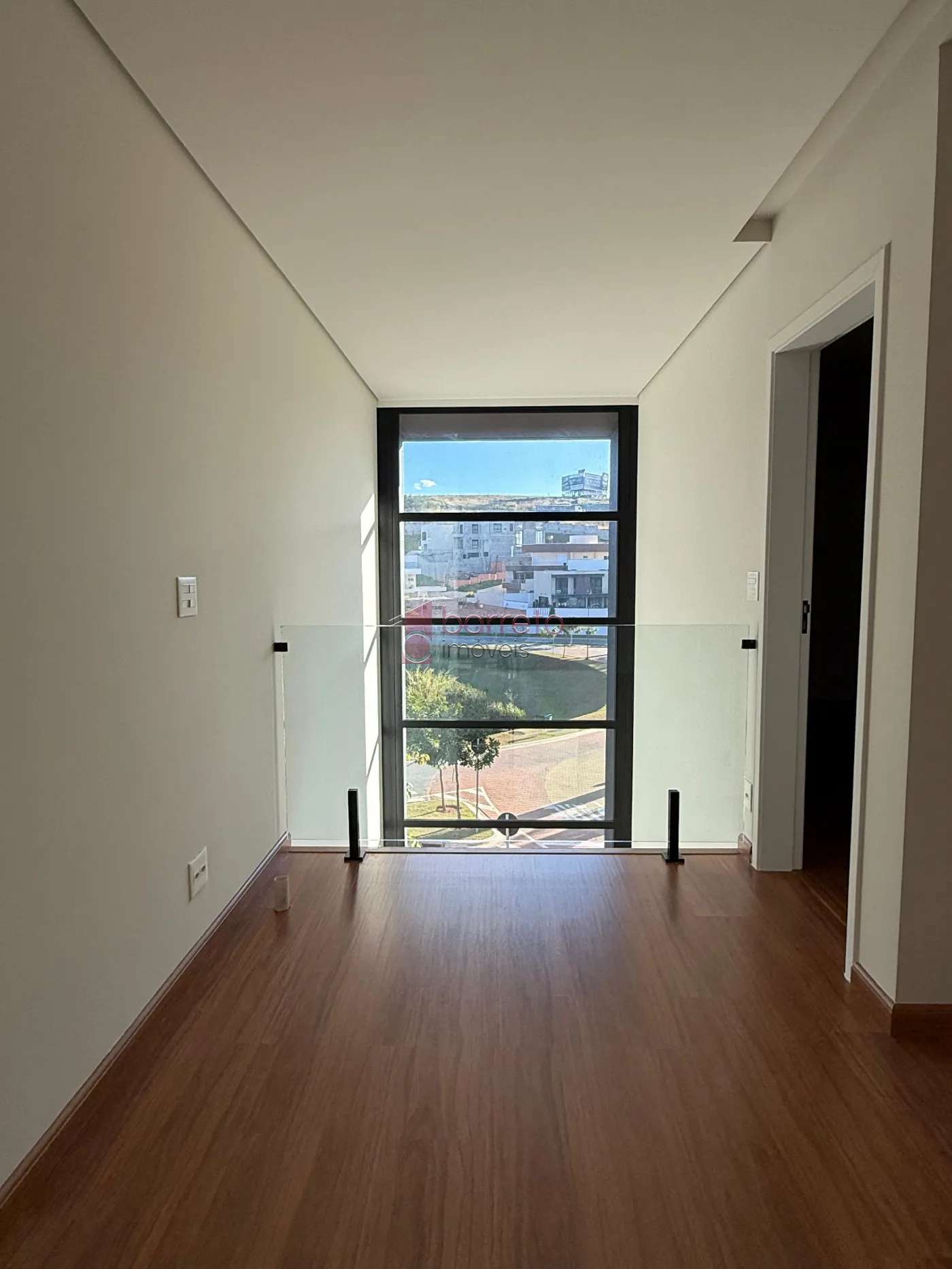 BELÍSSIMA CASA À VENDA NO CONDOMÍNIO BRISAS JUNDIAÍ – JARDIM DAS SAMAMBAIAS