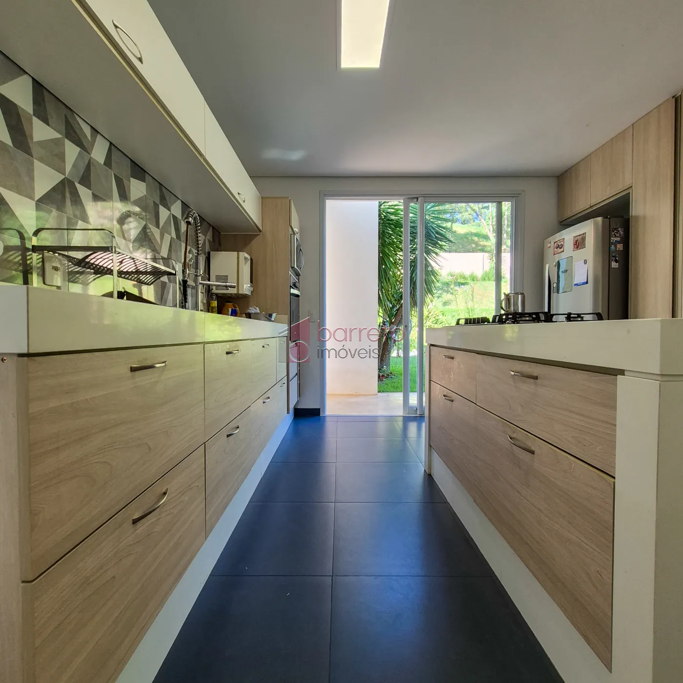 CASA COM 4 SUÍTES À VENDA NO CONDOMÍNIO PORTAL DA COLINA – JUNDIAÍ/SP