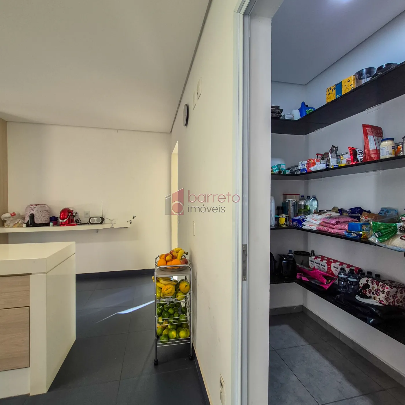 CASA COM 4 SUÍTES À VENDA NO CONDOMÍNIO PORTAL DA COLINA – JUNDIAÍ/SP