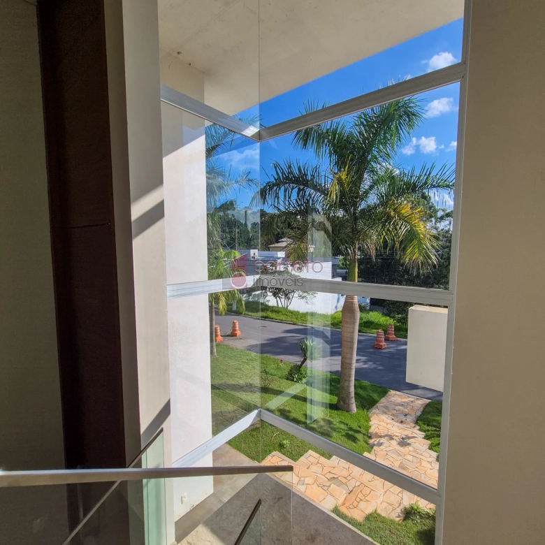 CASA COM 4 SUÍTES À VENDA NO CONDOMÍNIO PORTAL DA COLINA – JUNDIAÍ/SP