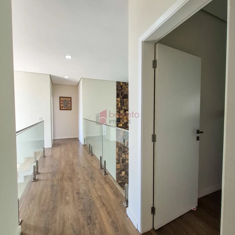 CASA COM 4 SUÍTES À VENDA NO CONDOMÍNIO PORTAL DA COLINA – JUNDIAÍ/SP