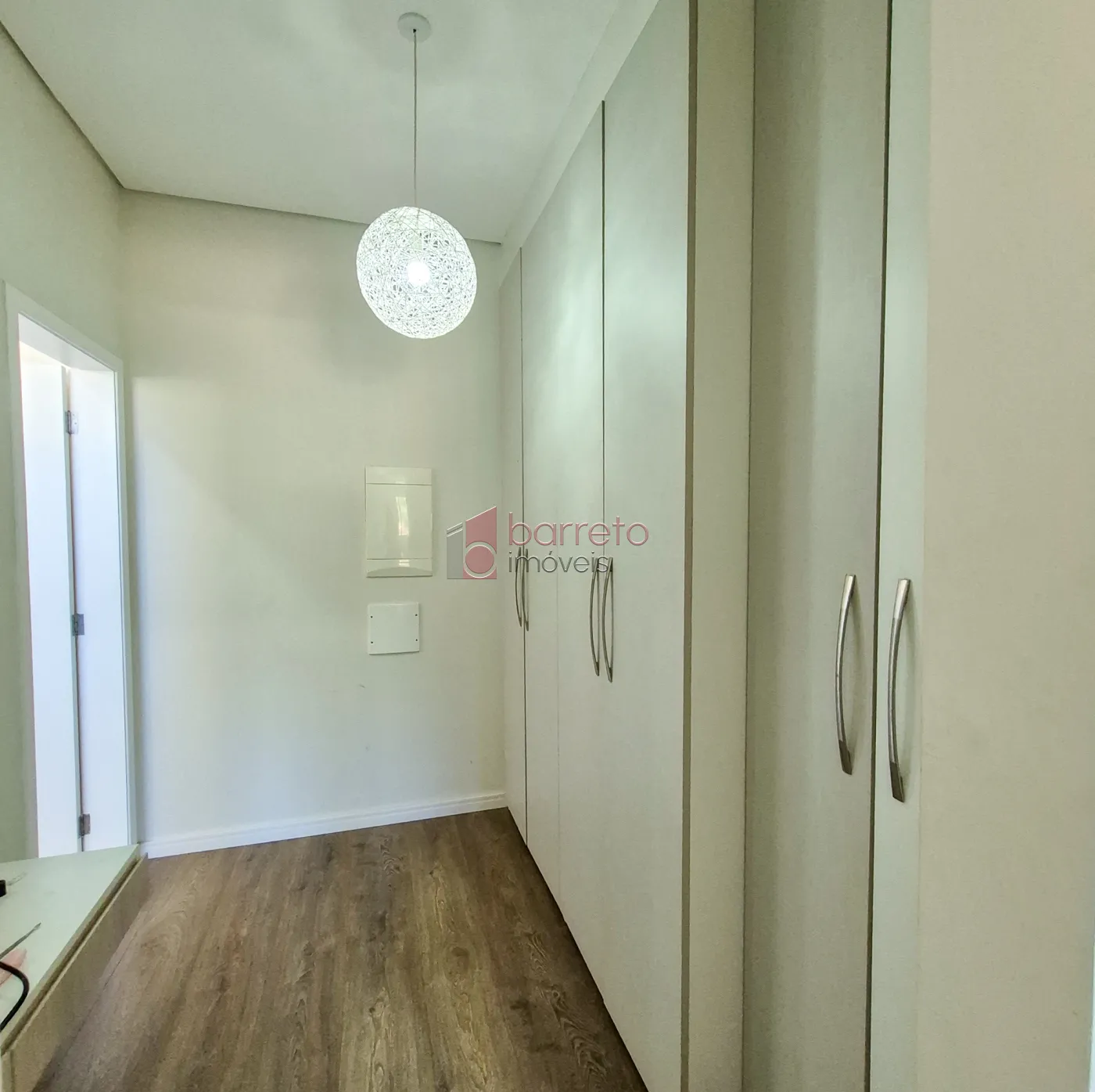 CASA COM 4 SUÍTES À VENDA NO CONDOMÍNIO PORTAL DA COLINA – JUNDIAÍ/SP