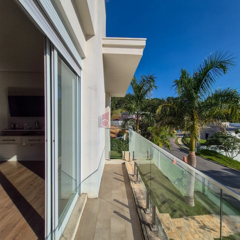 CASA COM 4 SUÍTES À VENDA NO CONDOMÍNIO PORTAL DA COLINA – JUNDIAÍ/SP