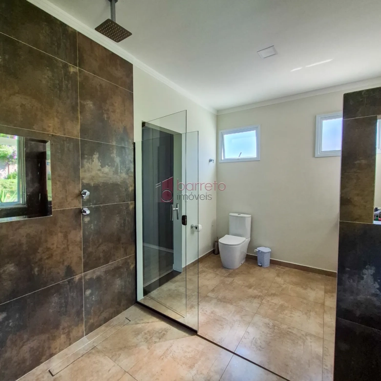 CASA COM 4 SUÍTES À VENDA NO CONDOMÍNIO PORTAL DA COLINA – JUNDIAÍ/SP