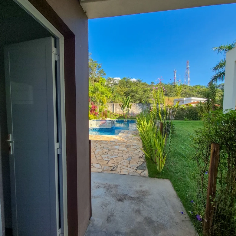CASA COM 4 SUÍTES À VENDA NO CONDOMÍNIO PORTAL DA COLINA – JUNDIAÍ/SP