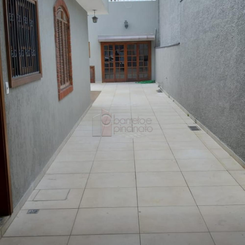 SOBRADO RESIDENCIAL E COMERCIAL PARA VENDA NO JARDIM CICA – JUNDIAÍ/SP