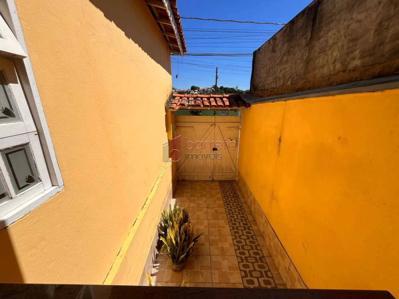 CASA COM EDÍCULA PARA VENDA E LOCAÇÃO NO BAIRRO VILA MARINGÁ – JUNDIAÍ/SP