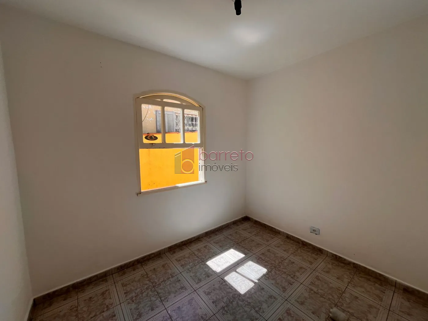 CASA COM EDÍCULA PARA VENDA E LOCAÇÃO NO BAIRRO VILA MARINGÁ – JUNDIAÍ/SP